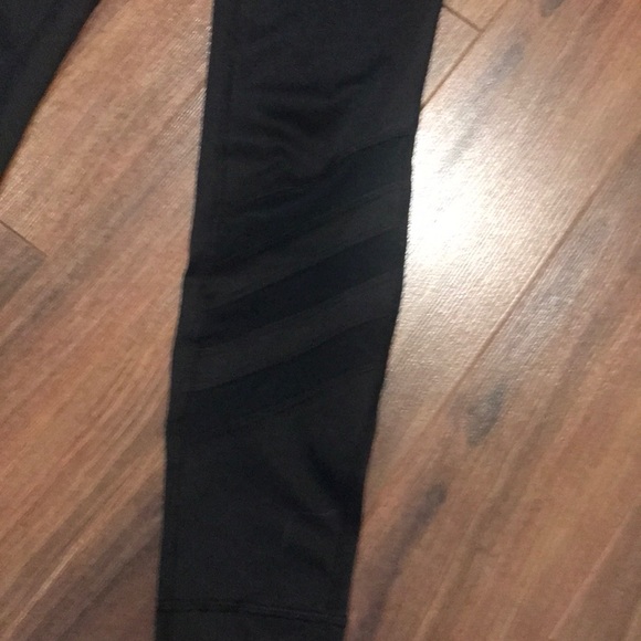 Everlasting Leggings - Picture 4 of 6